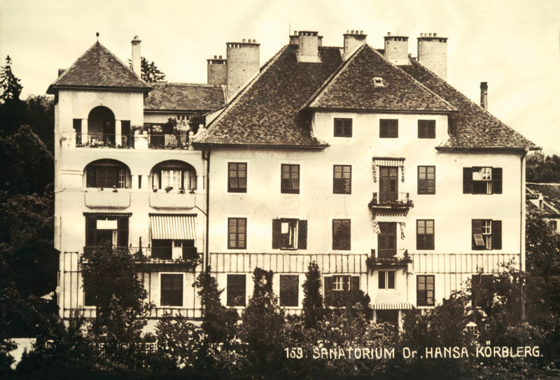 Bereits vor über 100 Jahren gründeten die Großeltern von Dr. Friedrich Böhm das Privatklinikum Hansa in Graz (Steiermark, Österreich).